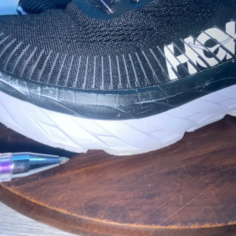 HOKA One One Bondi 7 Shoes Womens Size 8.5 Black White Road Running 1110519 BWHT